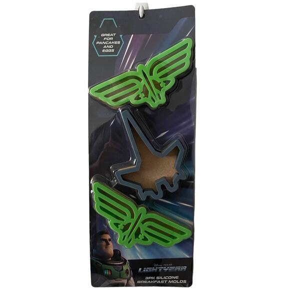 Disney Pixar Buzz Lightyear 3 Silicone Molds NEW - Picture 1 of 2